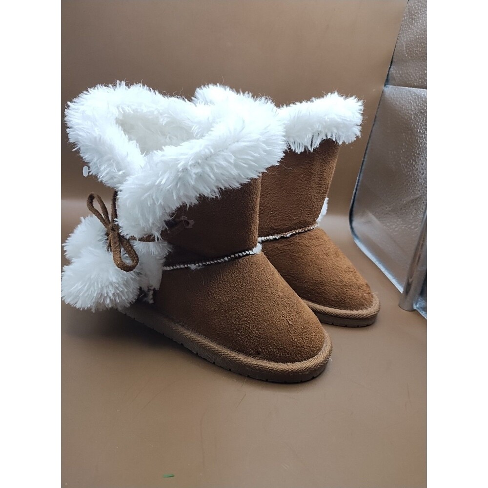 Dawgs Girls Faux Suede And Fur Size 6/7